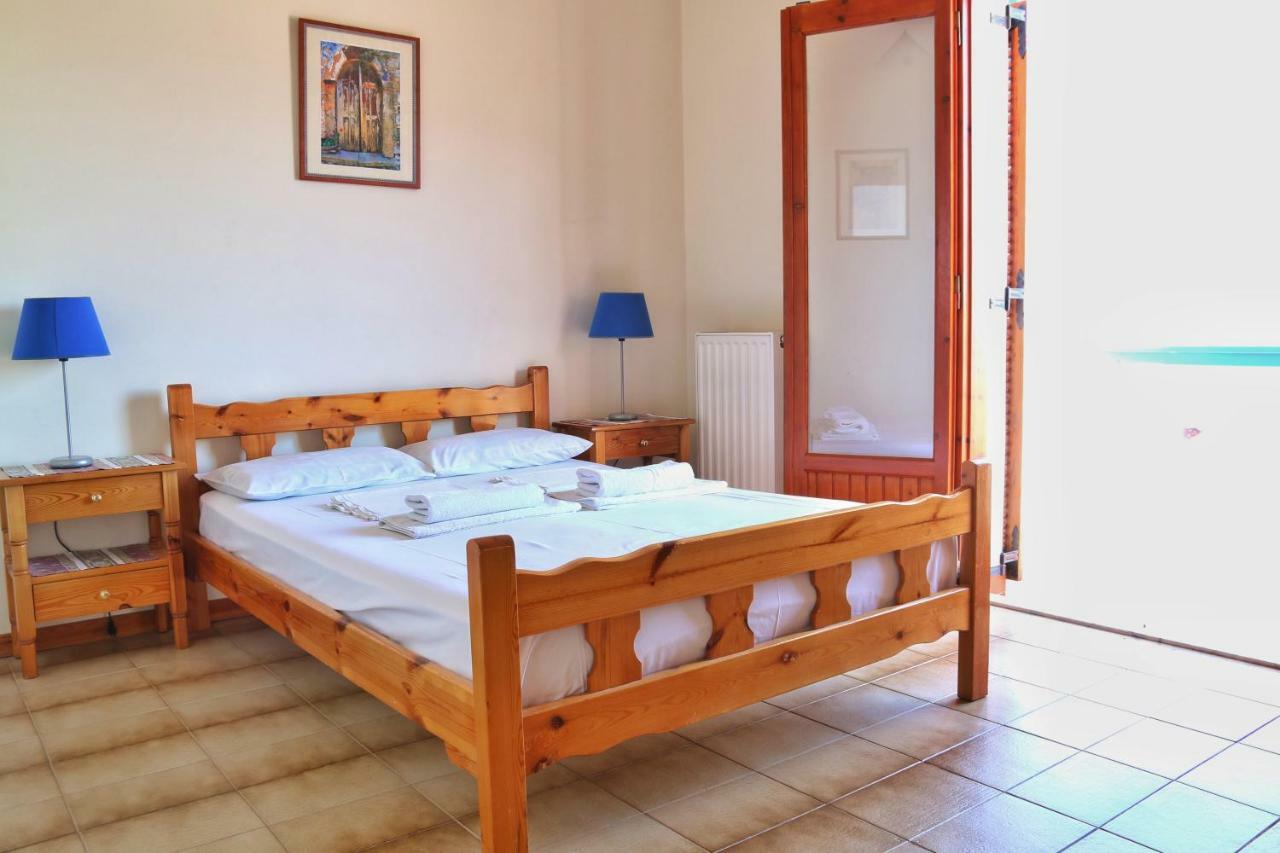 Seaview - Selfcatering Apartment - Helen No 2 Xiropigado Exterior photo